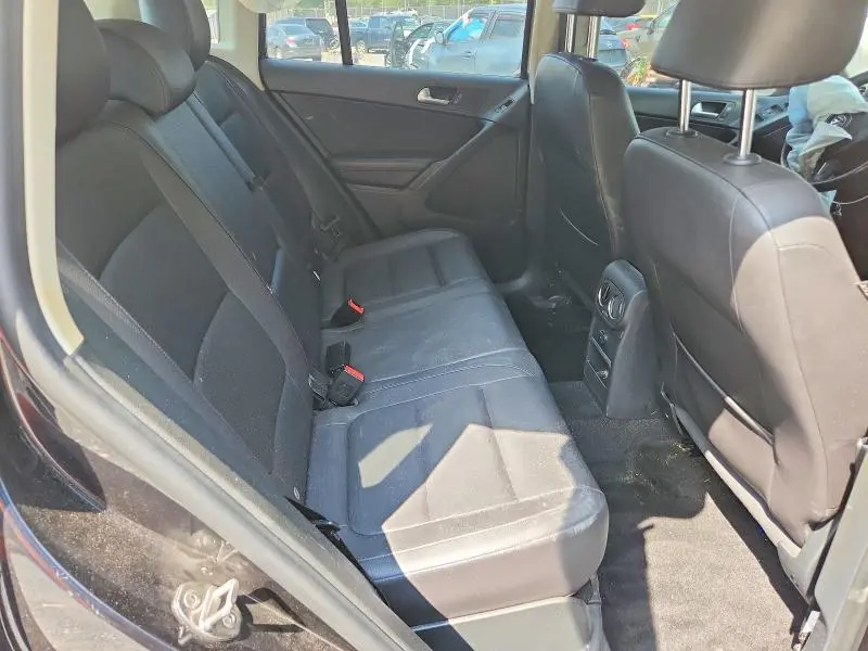 2017 VOLKSWAGEN TIGUAN S  