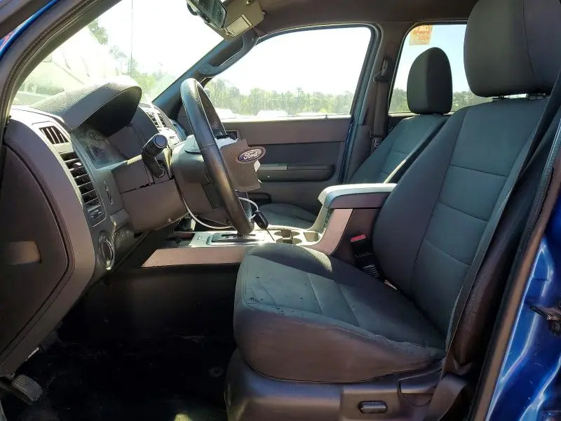 2011 FORD ESCAPE XLT  