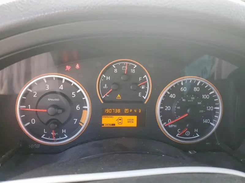 2010 NISSAN ARMADA SE  