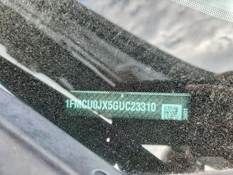 2016 FORD ESCAPE TITANIUM  