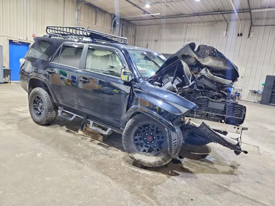 2021 TOYOTA 4RUNNER VENTURE EDITION  