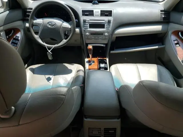 2010 TOYOTA CAMRY SE  
