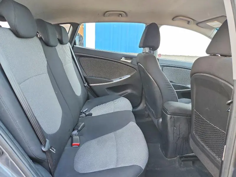 2012 HYUNDAI ACCENT GLS  
