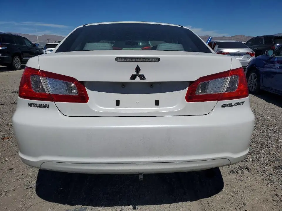 2011 MITSUBISHI GALANT FE  