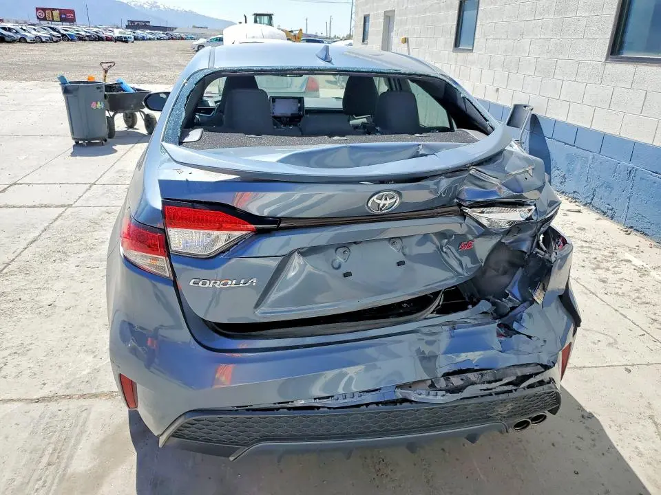 2022 TOYOTA COROLLA SE  