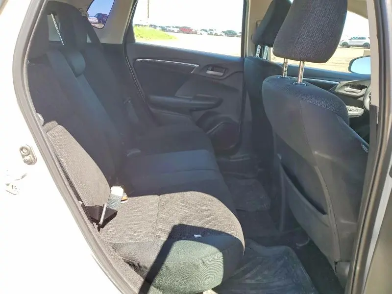 2015 HONDA FIT LX  