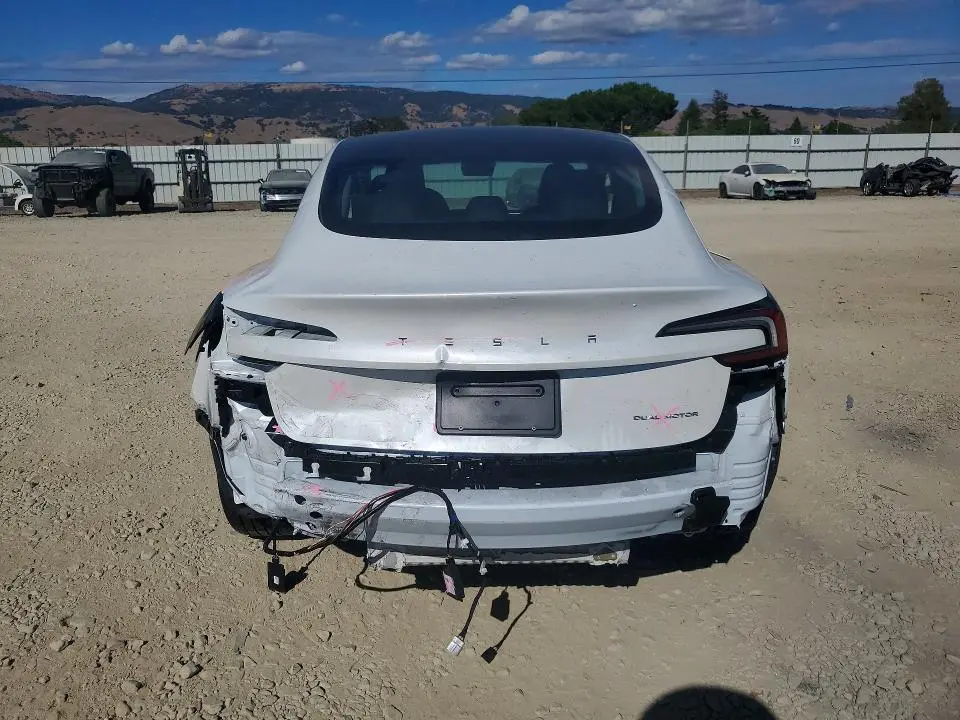 2025 TESLA MODEL 3   