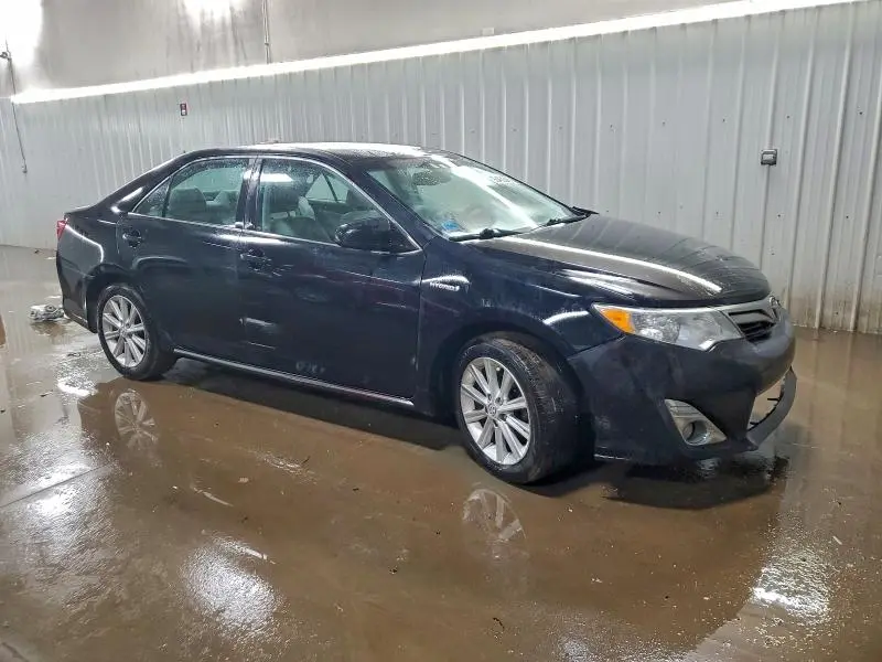 2014 TOYOTA CAMRY HYBRID  
