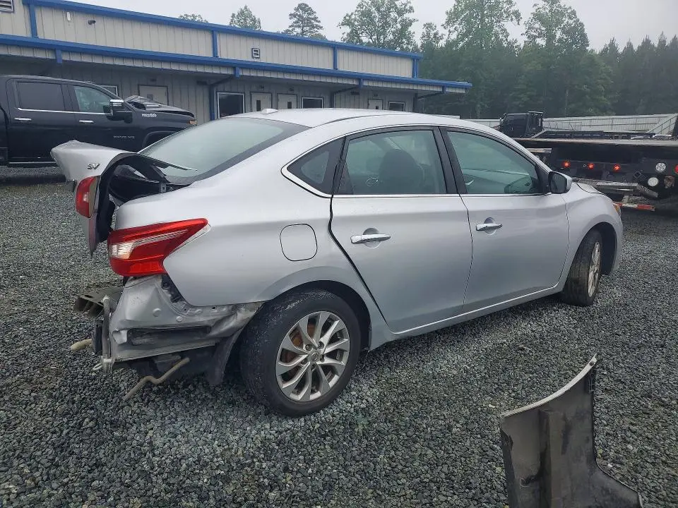 2019 NISSAN SENTRA SV  