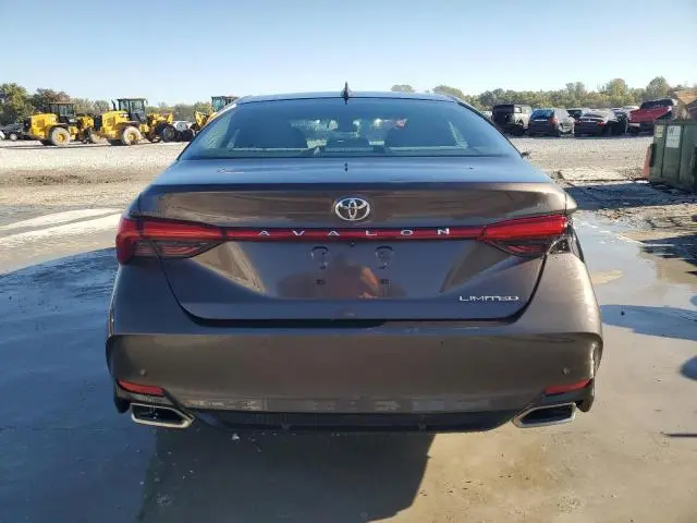 2019 TOYOTA AVALON XLE  