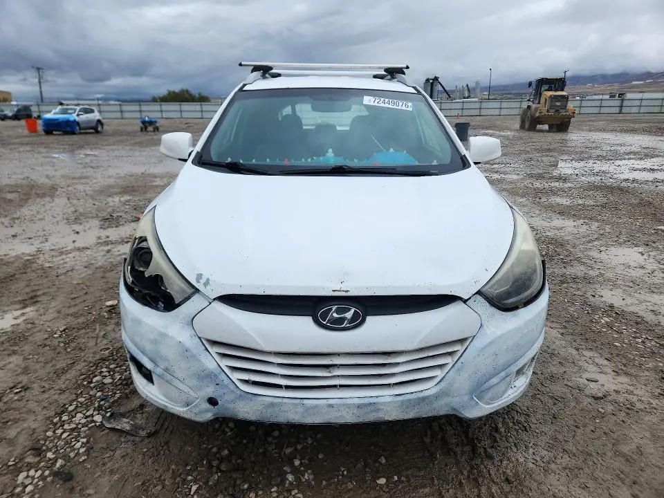 2014 HYUNDAI TUCSON SE  