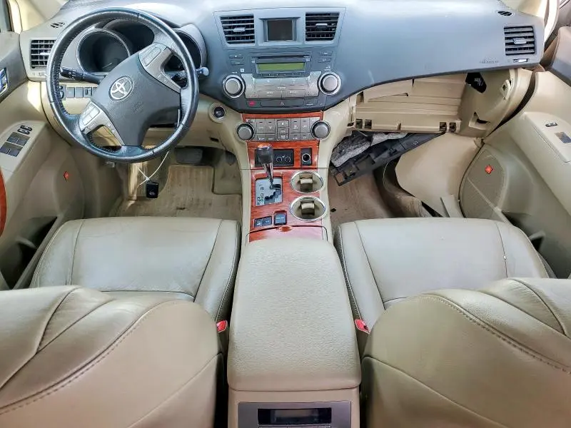 2010 TOYOTA HIGHLANDER LIMITED  