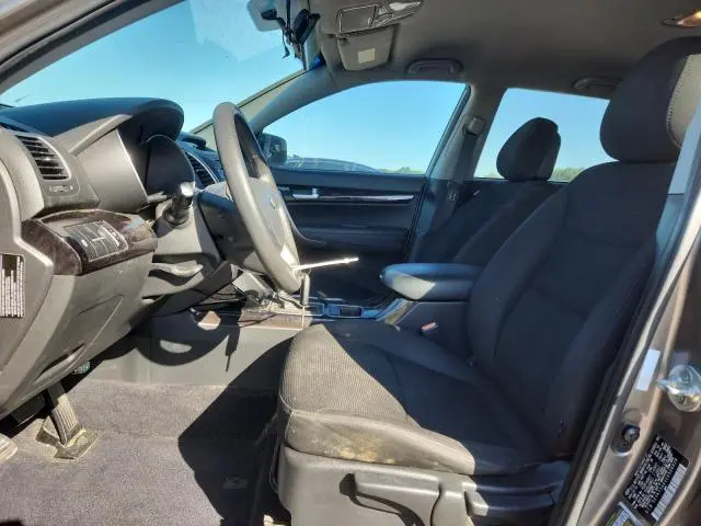 2014 KIA SORENTO LX  