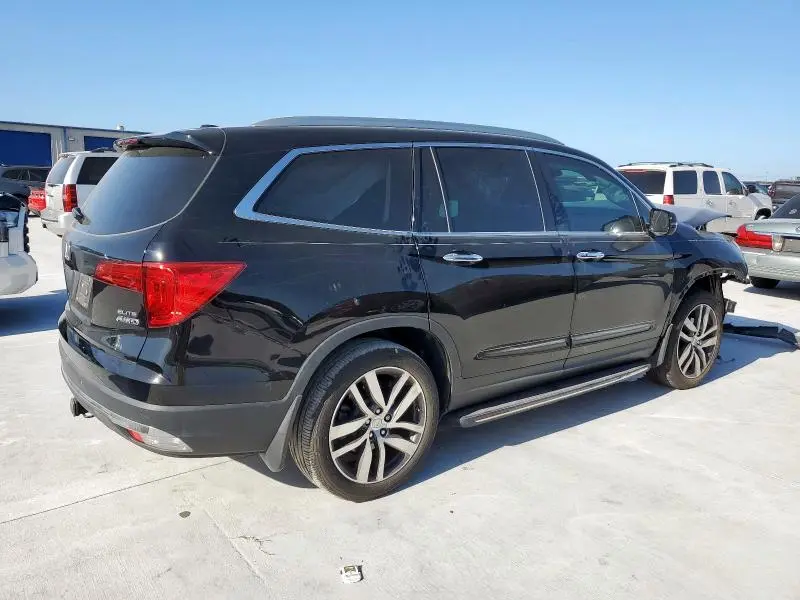 2017 HONDA PILOT ELITE  