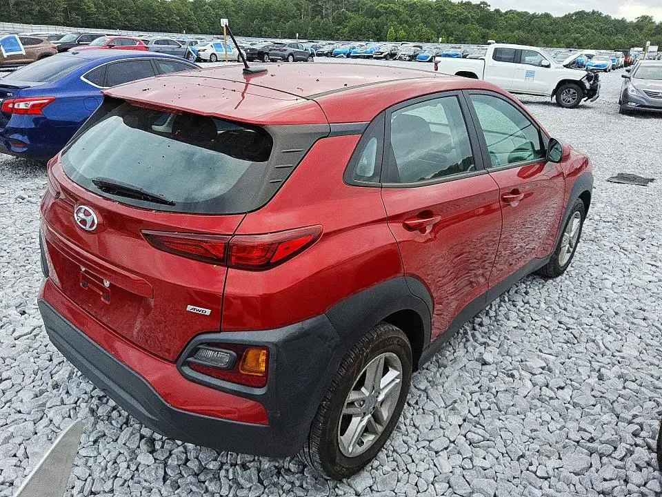 2021 HYUNDAI KONA SE  