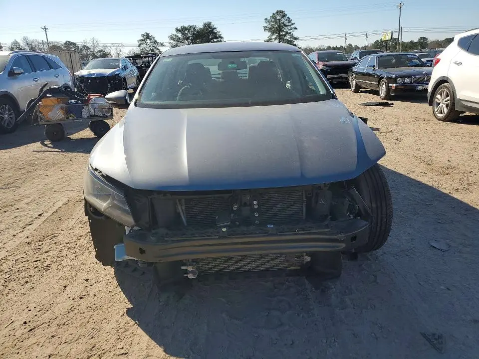 2017 VOLKSWAGEN PASSAT S  