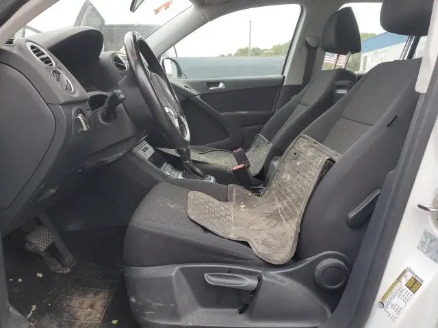 2017 VOLKSWAGEN TIGUAN S  