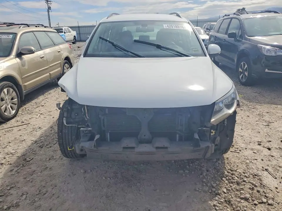 2017 VOLKSWAGEN TIGUAN S  