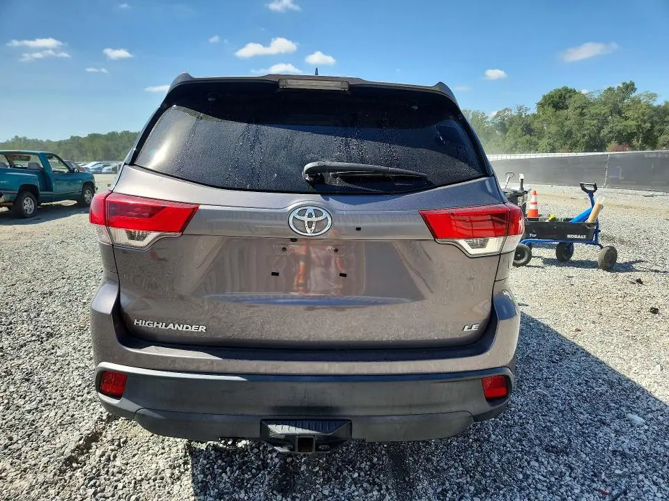 2019 TOYOTA HIGHLANDER LE PLUS  
