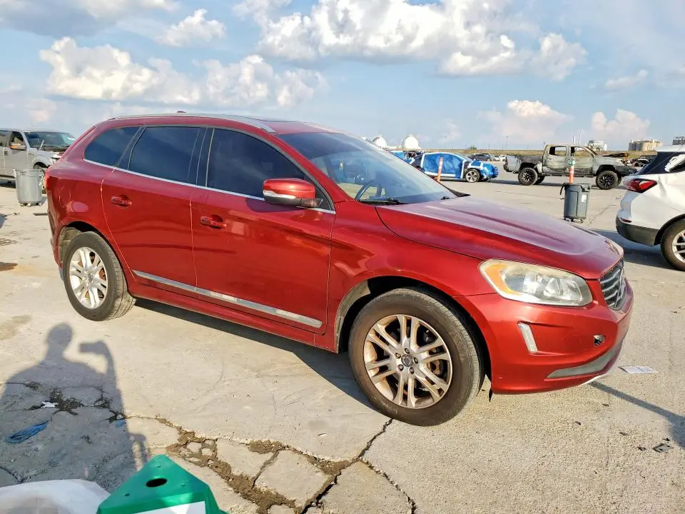 2015 VOLVO XC60 T5 PREMIER  