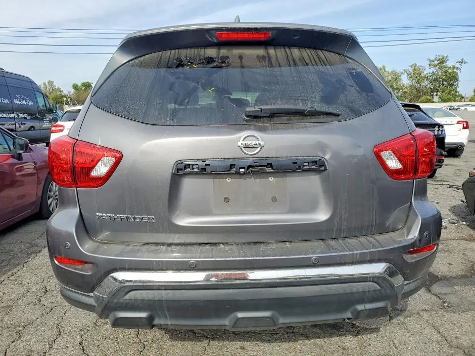 2019 NISSAN PATHFINDER S  