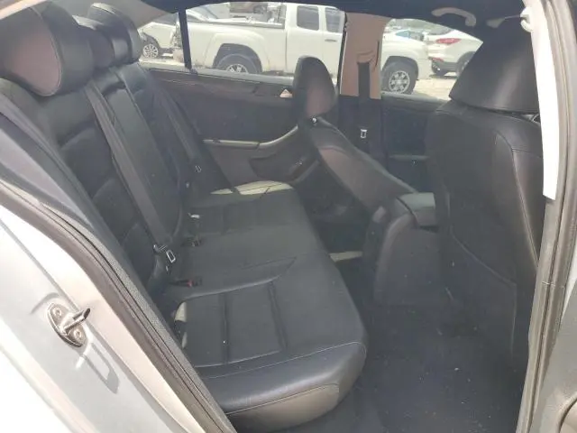 2014 VOLKSWAGEN JETTA SE  