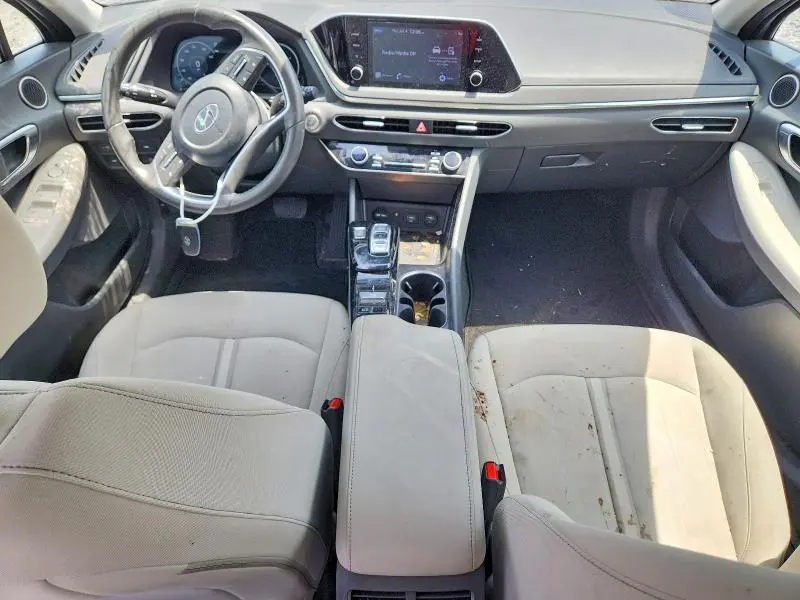 2022 HYUNDAI SONATA SEL  