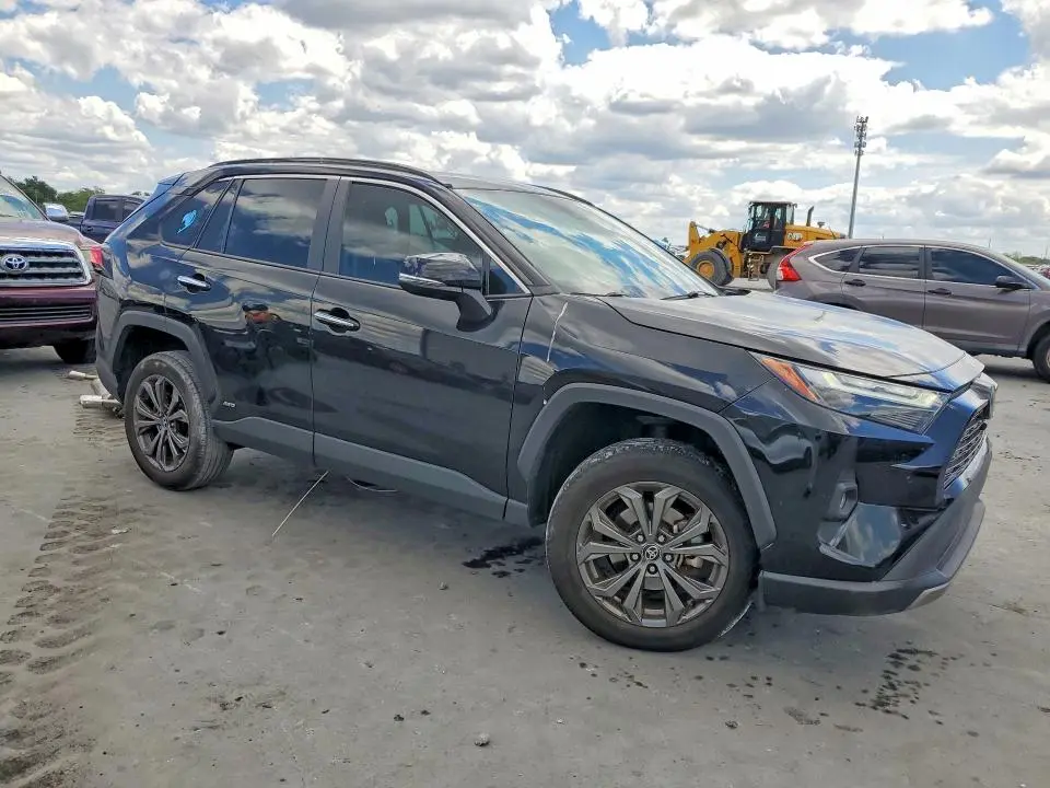 2023 TOYOTA RAV4 LIMITED  