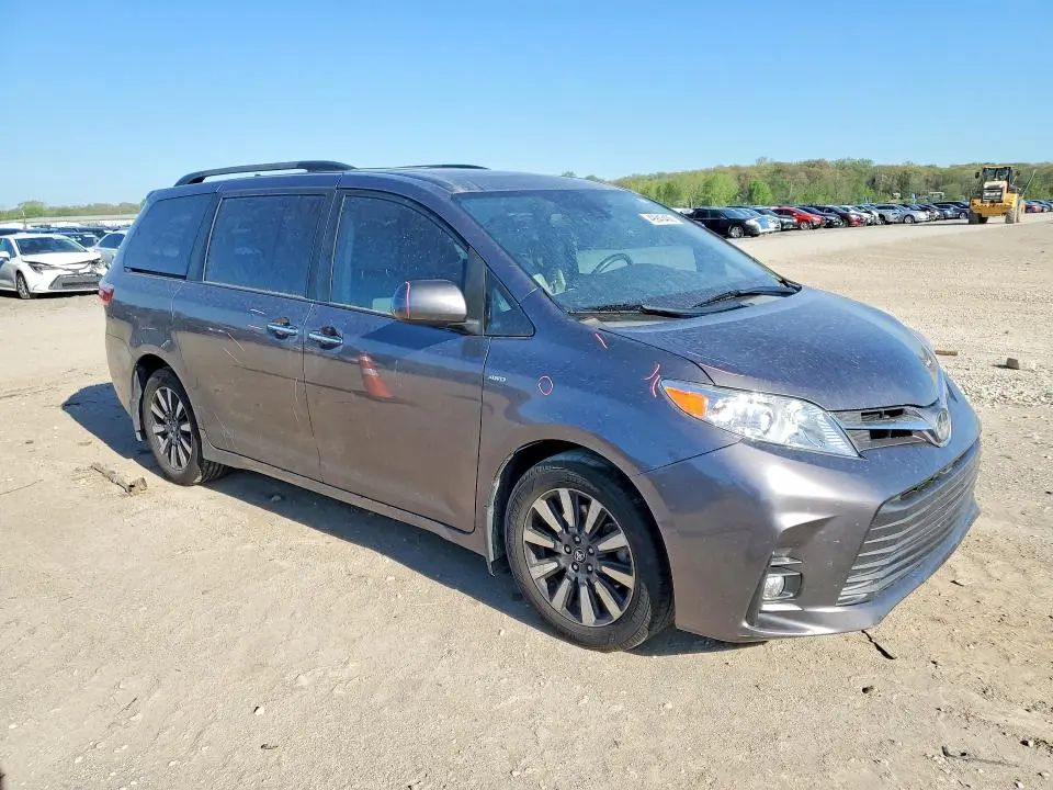 2019 TOYOTA SIENNA XLE PREMIUM 7-PASSENGER  