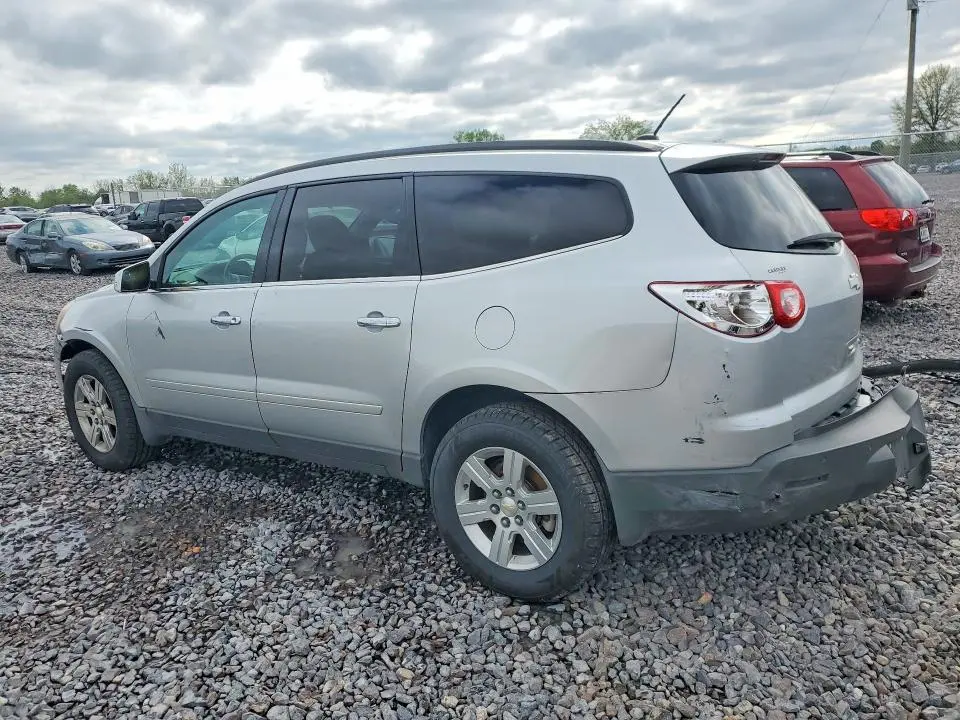 2012 CHEVROLET TRAVERSE LT  