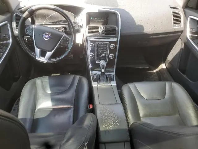 2016 VOLVO XC60 T6 PLATINUM  