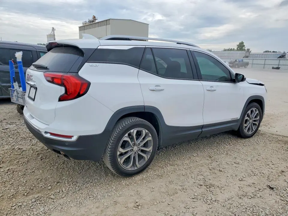 2020 GMC TERRAIN SLT  