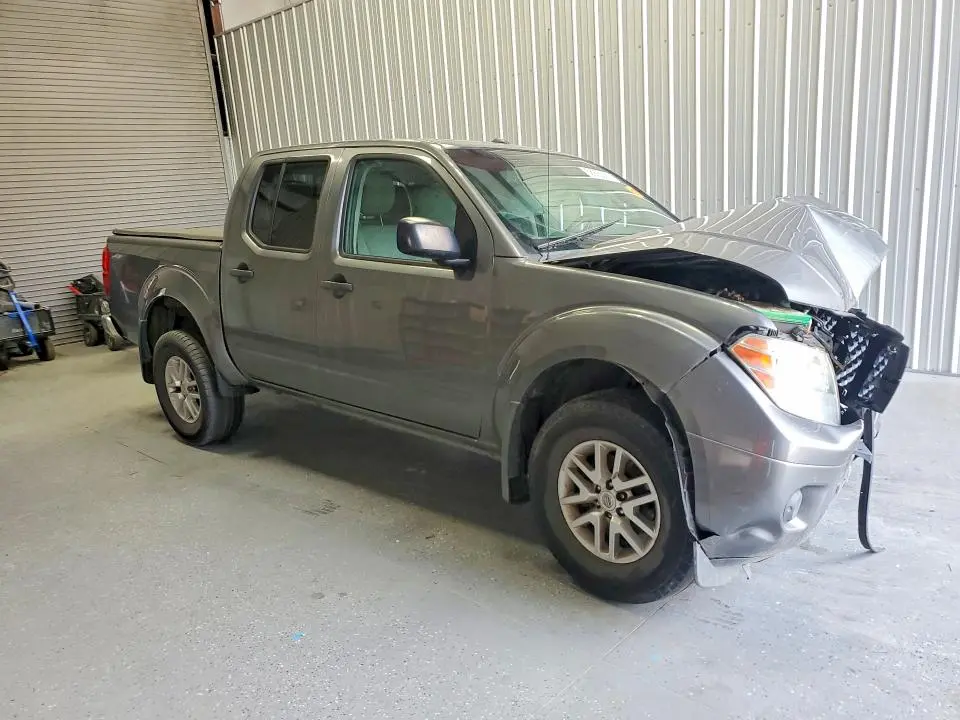 2016 NISSAN FRONTIER SV  