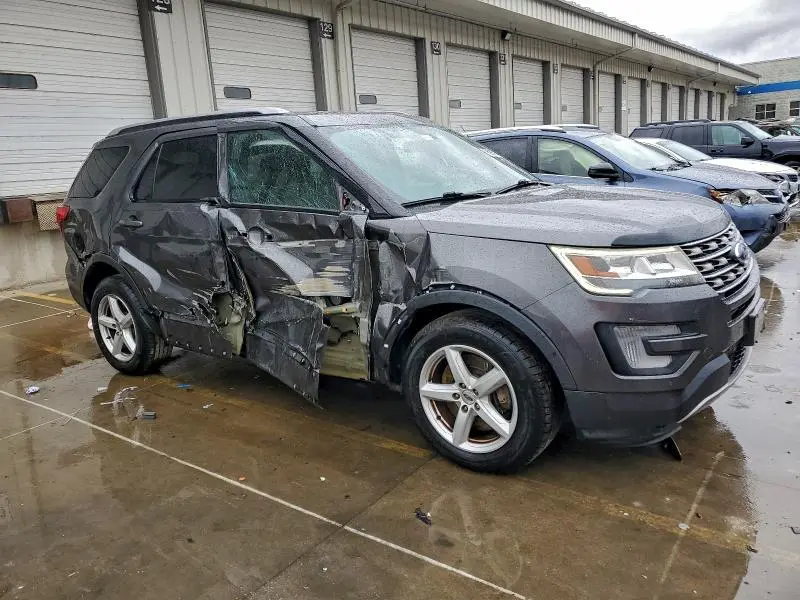2017 FORD EXPLORER XLT  