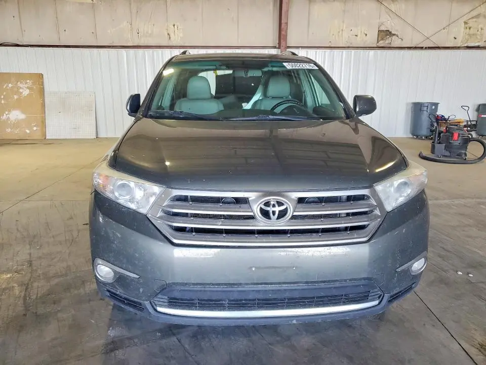 2011 TOYOTA HIGHLANDER LIMITED  