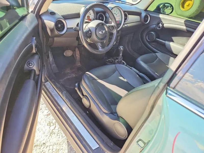 2013 MINI COOPER   