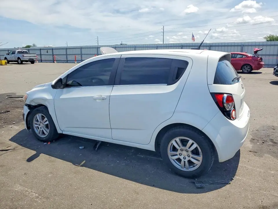 2013 CHEVROLET SONIC LT  