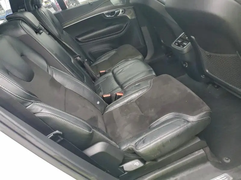 2019 VOLVO XC90 T6 R-DESIGN  