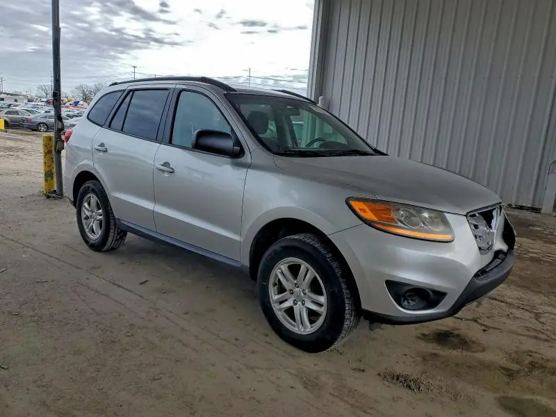2011 HYUNDAI SANTA FE GLS  