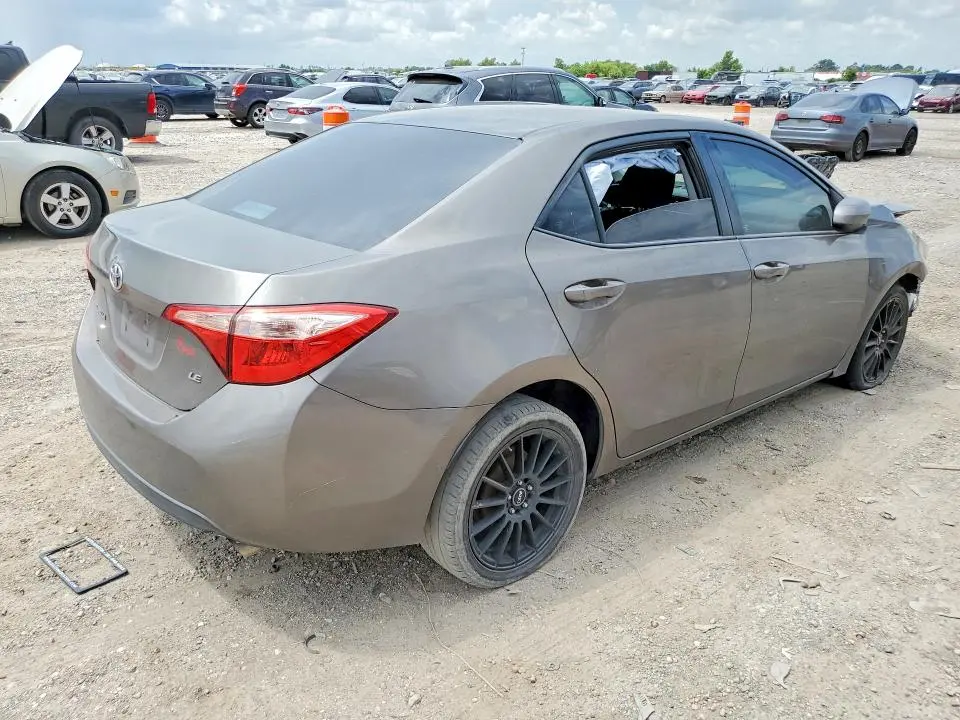 2017 TOYOTA COROLLA LE  