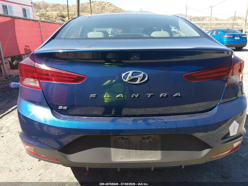 2020 HYUNDAI ELANTRA SE