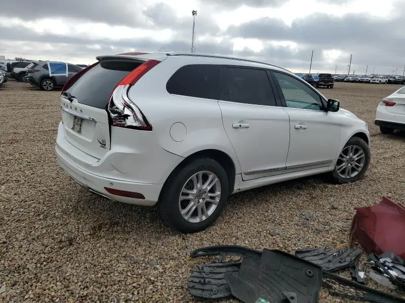 2016 VOLVO XC60 T5 PREMIER  