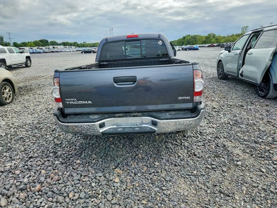 2010 TOYOTA TACOMA BASE  