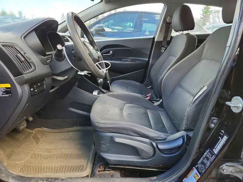 2015 KIA RIO LX  