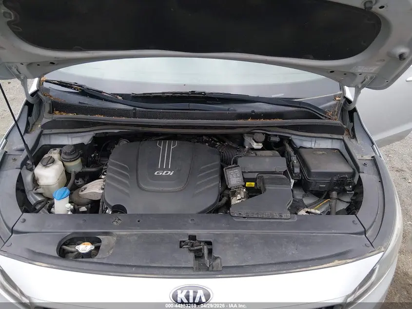 2018 KIA SEDONA LX