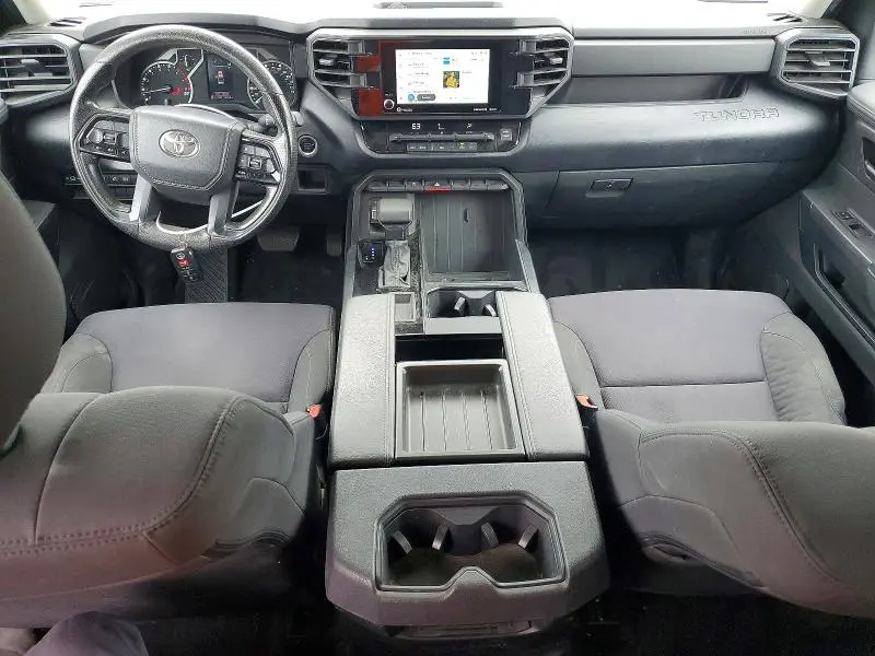 2023 TOYOTA TUNDRA SR  