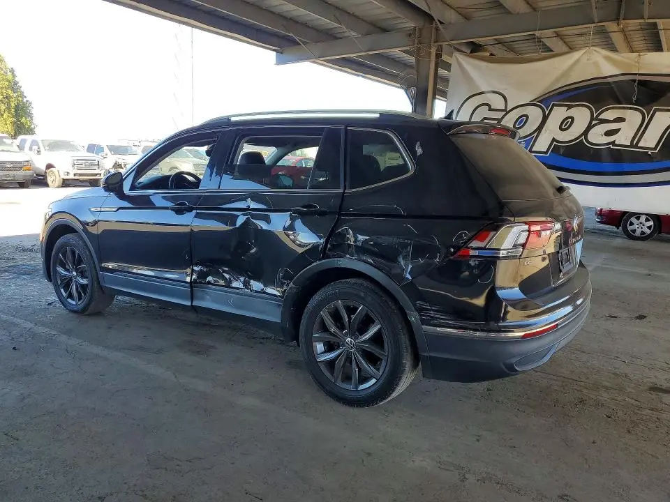 2022 VOLKSWAGEN TIGUAN SE  