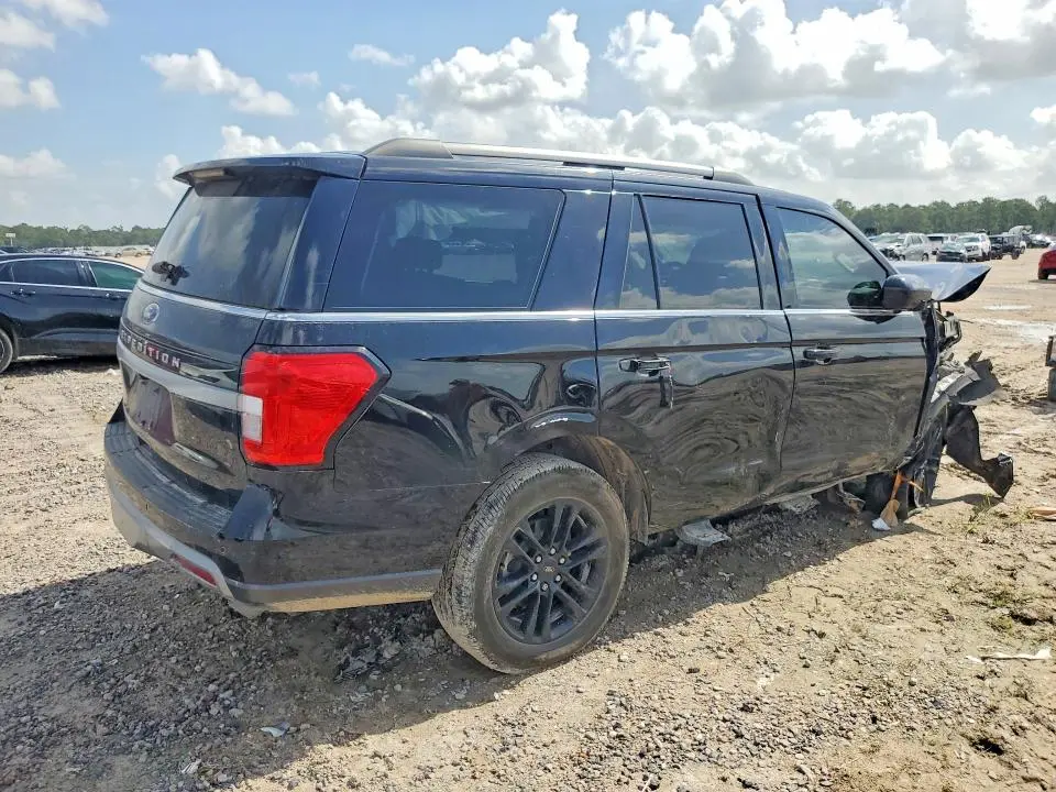 2023 FORD EXPEDITION XLT  