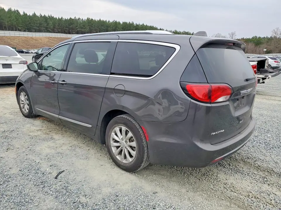 2018 CHRYSLER PACIFICA TOURING L PLUS  