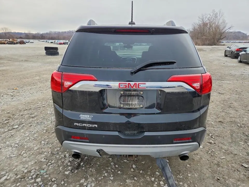 2017 GMC ACADIA SLT-1  